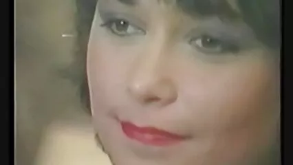پولیس خاتون نے غنڈہ کنزی کو قید سے فرار ہونے سایت فیلمهای پورن کا موقع فراہم کر دیا۔