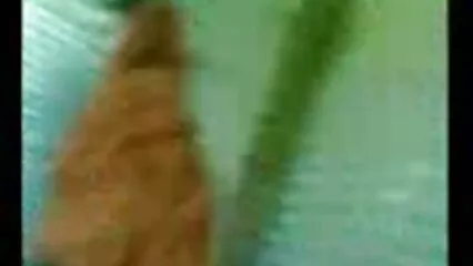 ٹیٹو کے ساتھ سنہرے بالوں والی. فیلم پورن دنی دانیلز